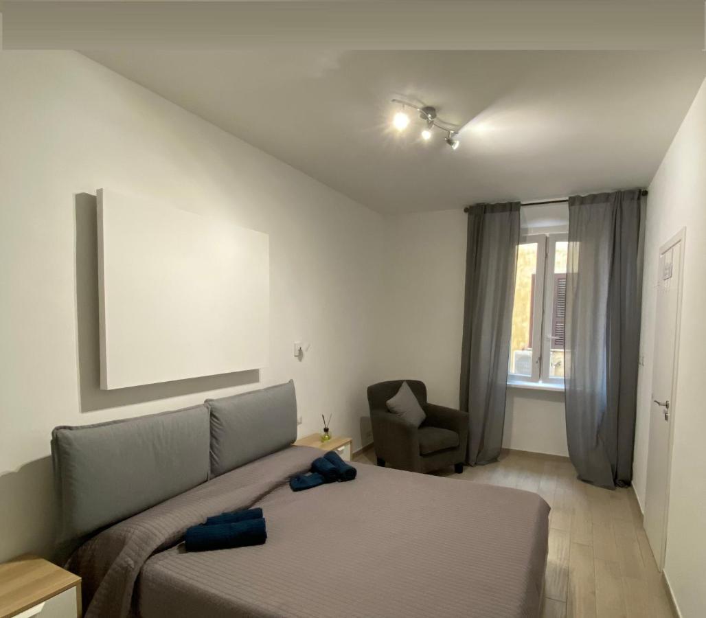Domus Art Suites Merulana Roma Exterior foto