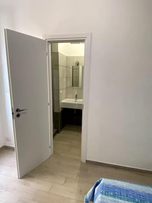 Domus Art Suites Merulana Roma Exterior foto