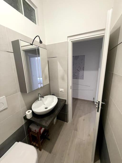 Domus Art Suites Merulana Roma Exterior foto