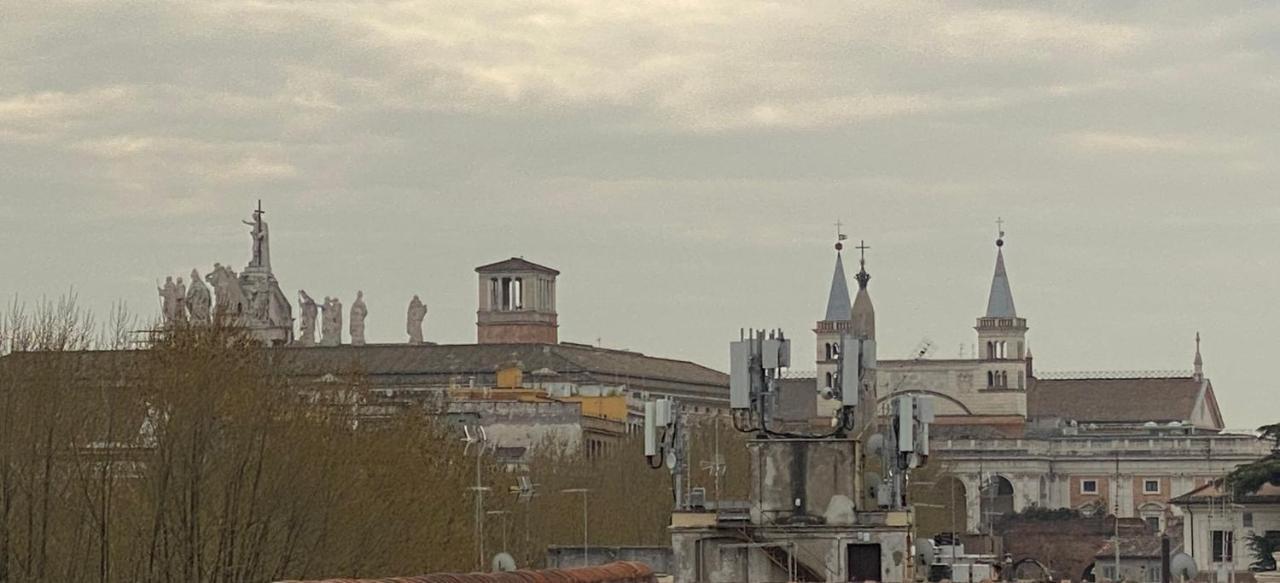 Domus Art Suites Merulana Roma Exterior foto