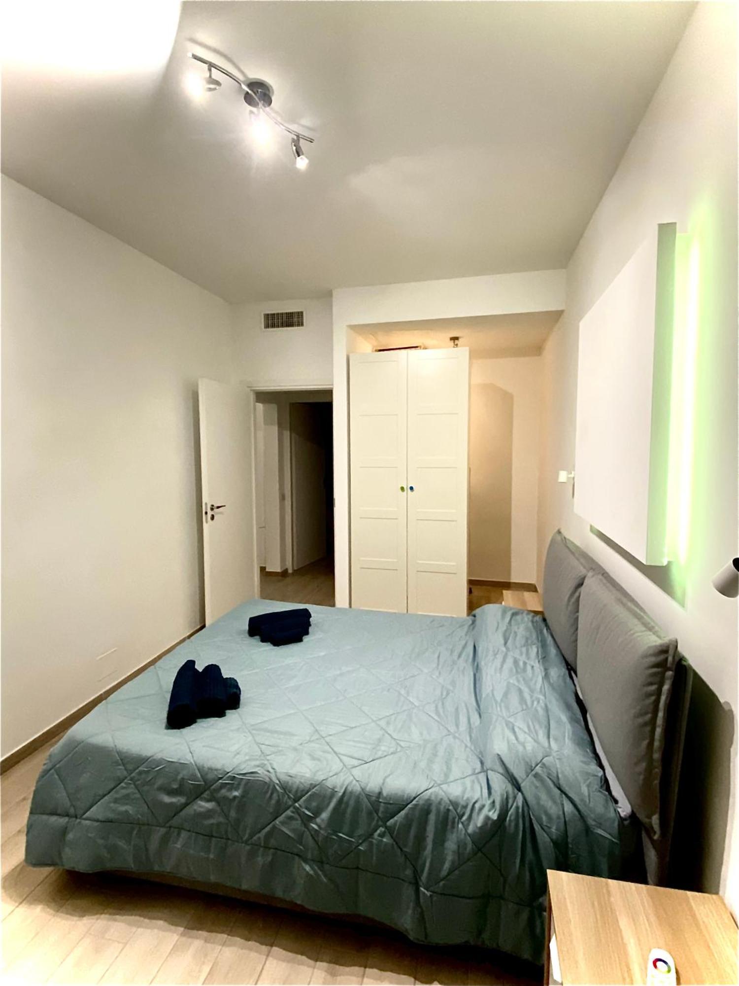 Domus Art Suites Merulana Roma Exterior foto